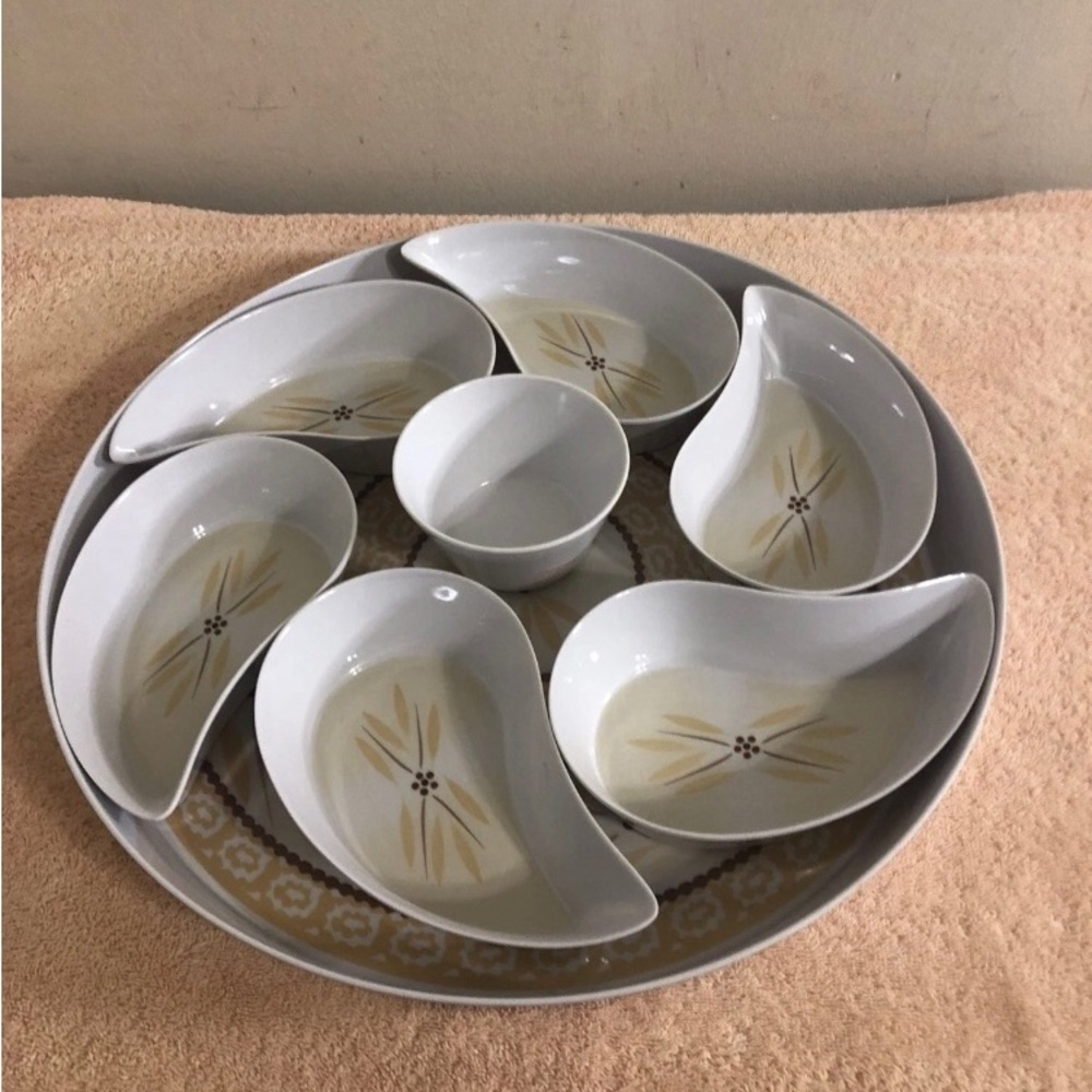 Temptations By Tara Harvest Veggie & Dip Tray Set 8 Pieces
